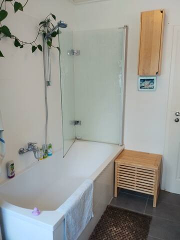 Casa Paradiso – max. privacy + Oktoberfest-bus! gallery image 5