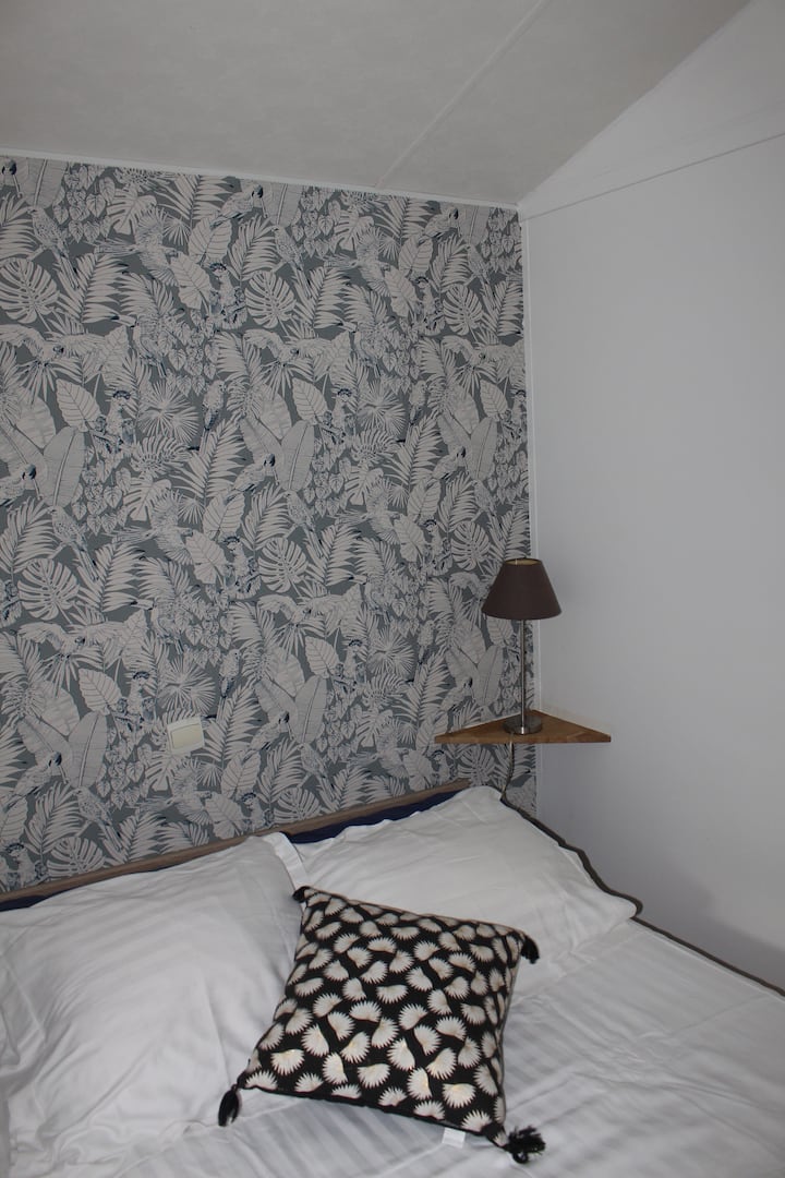 Schlafzimmer 1 mit 1 Doppelbett 140