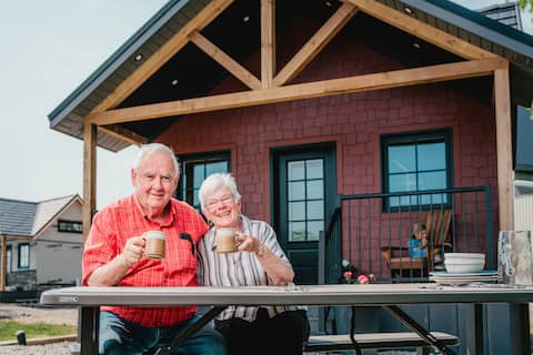 Popular Airbnb listing: Farm Stay -"The Sleepy Goat" Lodge in Middlesex