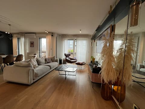 Luxurious apartment PARIS 17