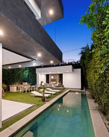 luxury modern house gallery image 5