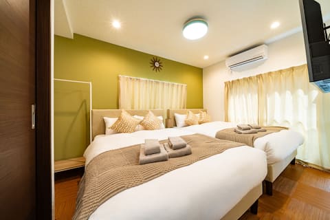 79/Ueshima/Great for sightseeing in Tokyo/Convenient for traveling to Asakusa Skytree, Ueno, Ginza/8 people/wifi