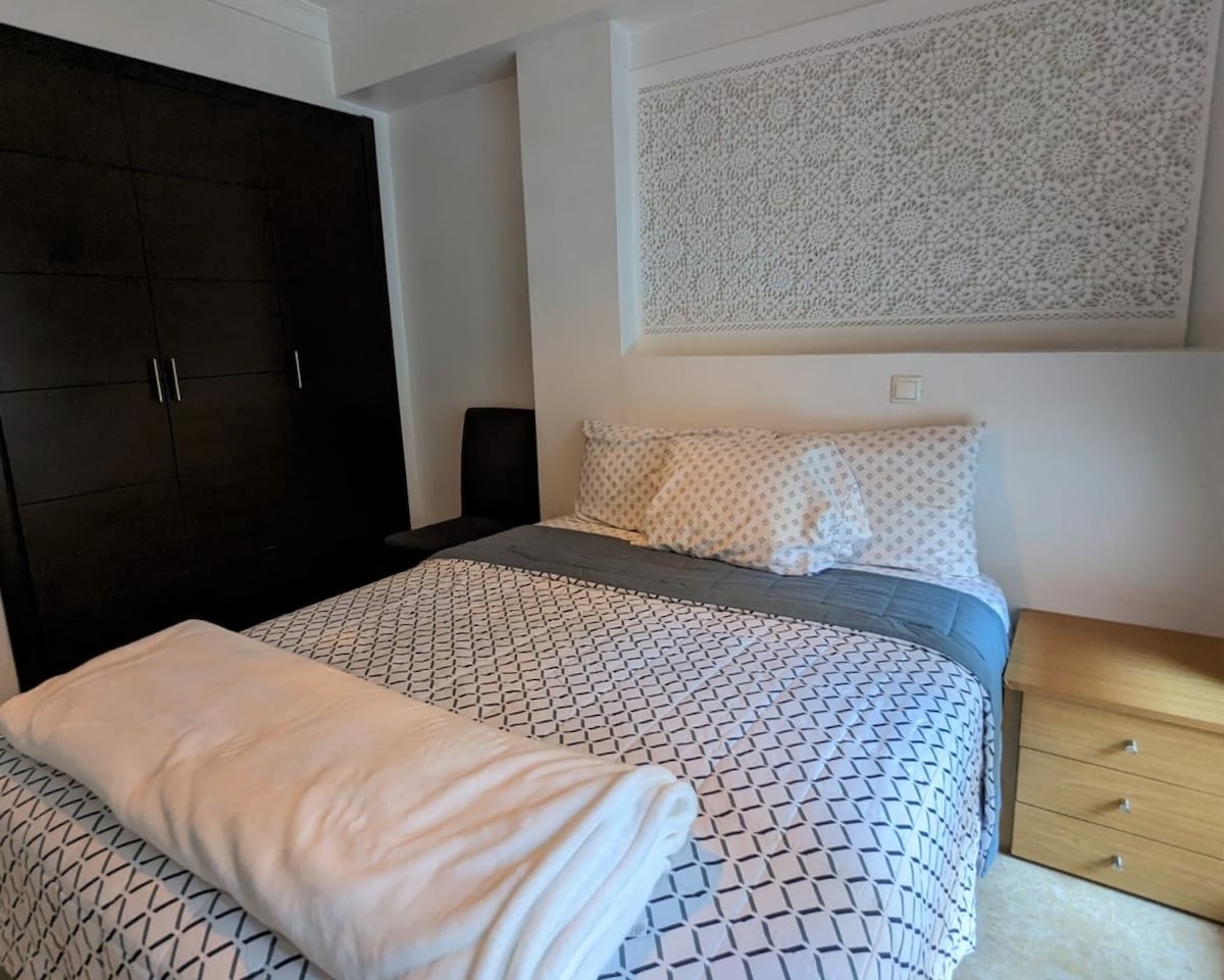 ห้องนอนชั้น 2 มีที่เก็บตู้เสื้อผ้ามากมาย