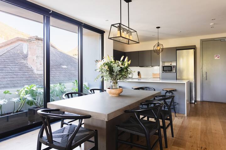 Three Anchor Bay Getaway gallery image 2