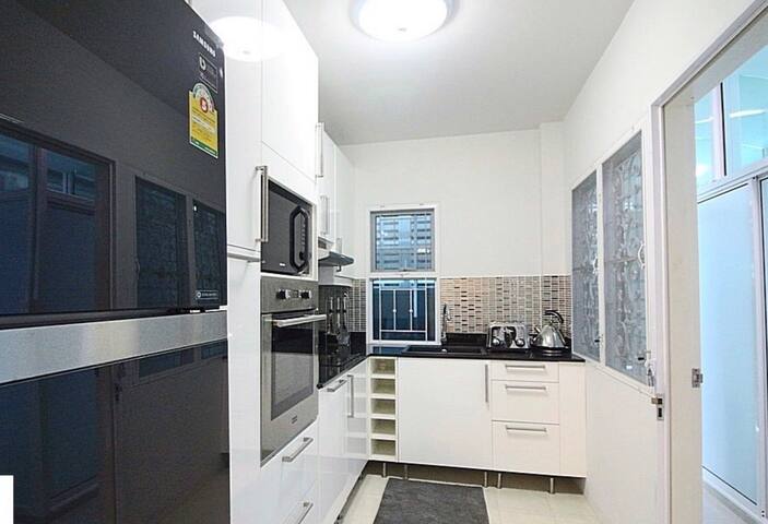 Experience a Peak of Luxury gallery image 4