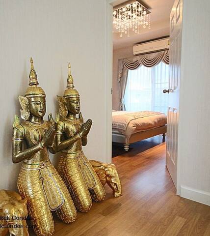 Experience a Peak of Luxury gallery image 5