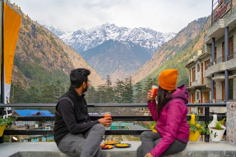 Standard BR w Balcony in Kasol, Parvati Valley