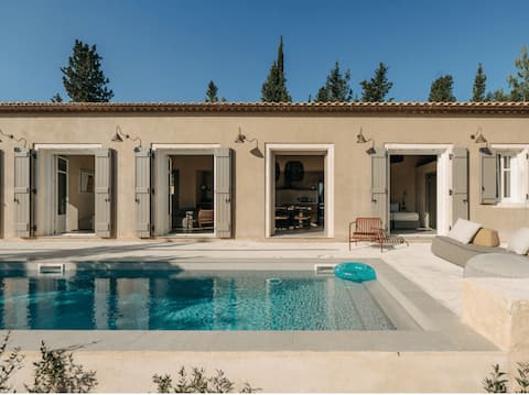 F Topia Long | Private Pool | Partial Sea View