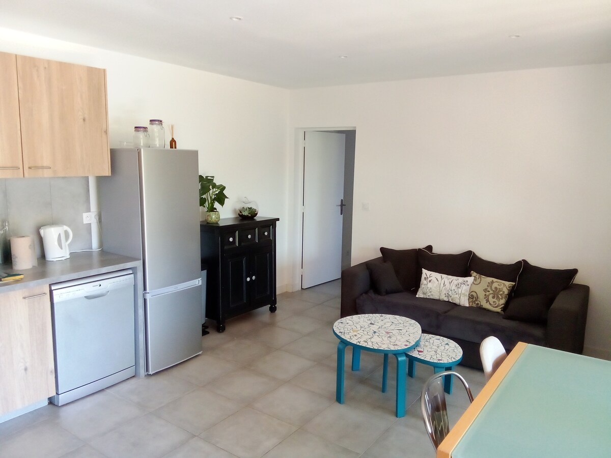 Top Airbnb: 3-room ground floor villa on the heights of Ajaccio in Ajaccio