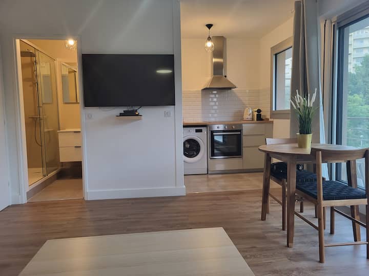 Charmant Studio Proche De Paris - Fresnes