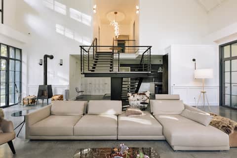 Historic Vanderbilt Estate Carriage House