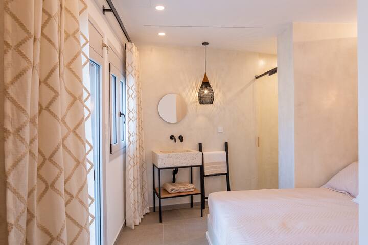 Salt Life Villa gallery image 4