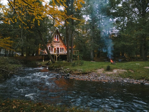 Water Front Cozy A Frame Cabin - Enchanting River