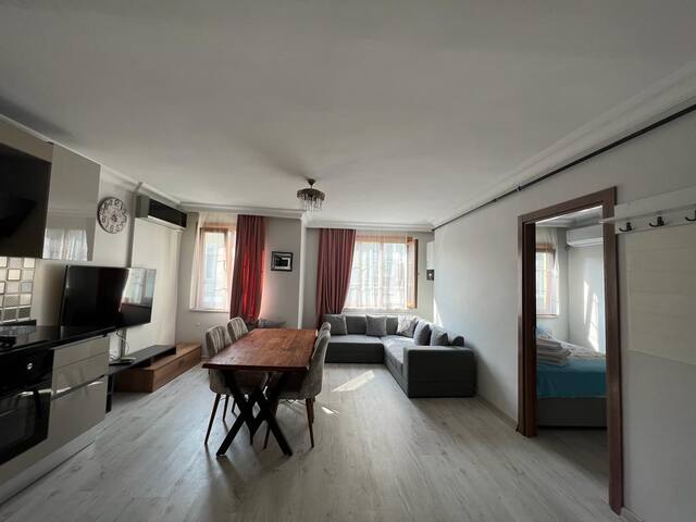 Taksim’e yakın 3+2 full daire