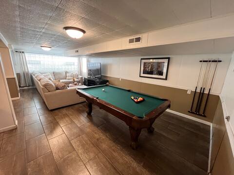 2 bd/1 bth Cozy Guest Suite w/ Free Parking & W/D