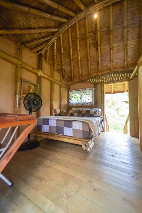 Top Airbnb: Eco Bamboo Cabin with Private River and Restaurant in San Rafael