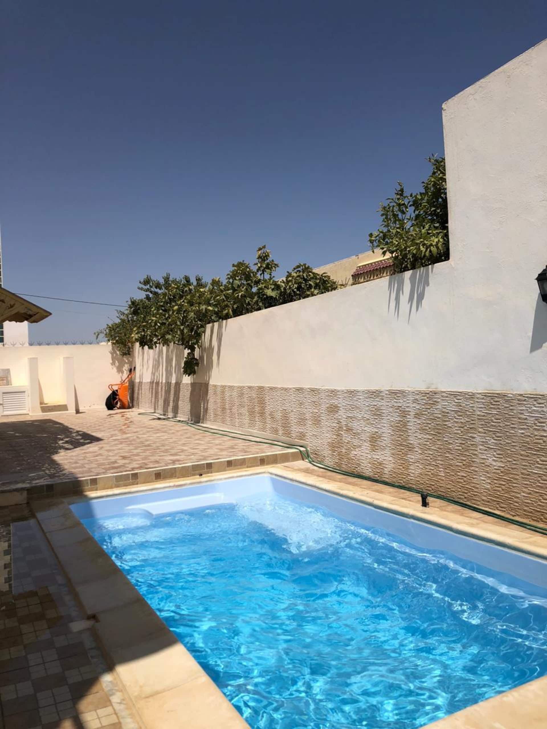 Ground floor apartment with private pool