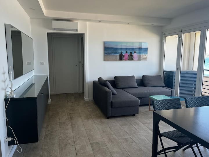 Appartement Sur La Plage Et Vue Mer - Saint-Tropez