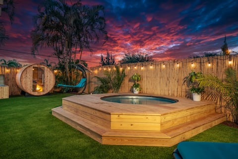 Bio Hacker Resort! Pool, Sauna, ColdPlunge, HotTub