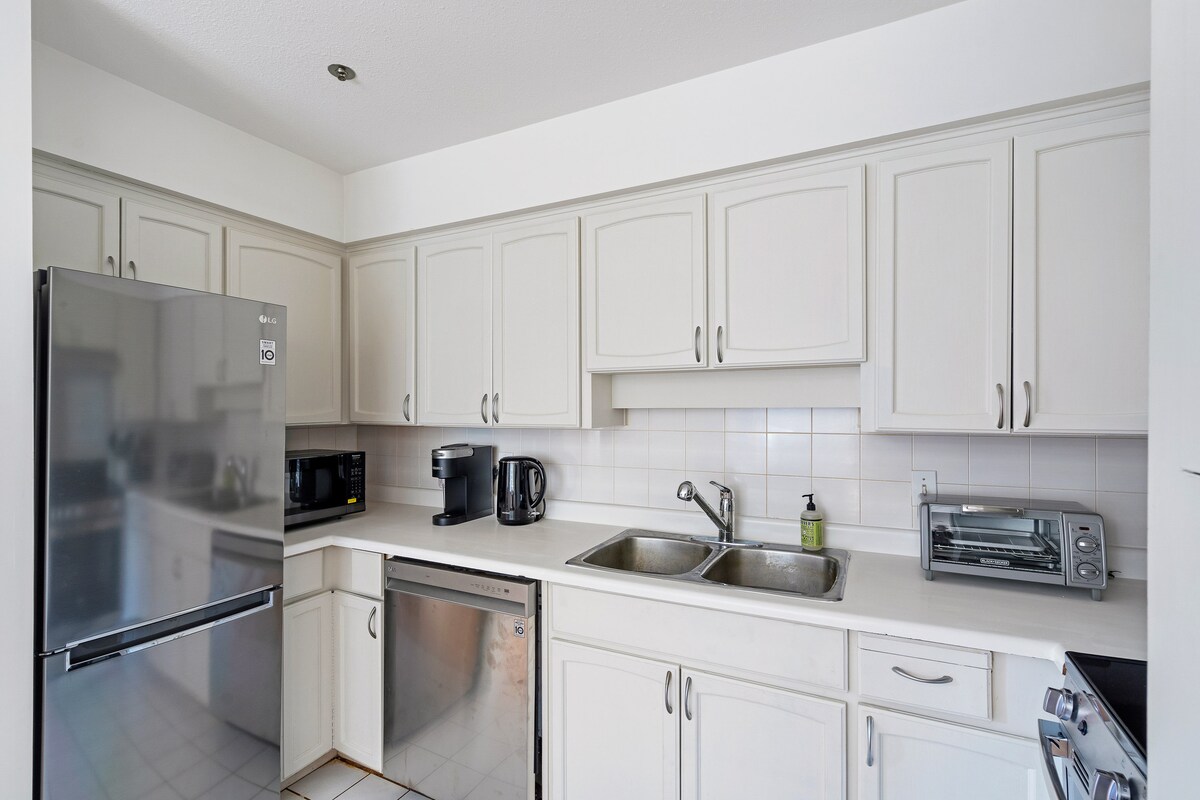 Spruce Suites Nine