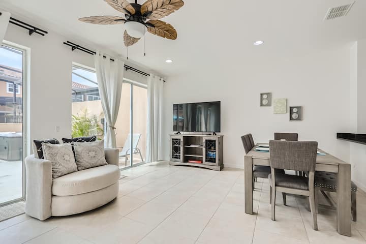 Townhouse - 5 Miles To Disney! - Celebration, FL