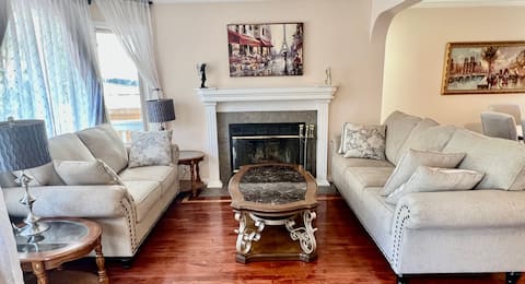 Popular Airbnb listing: Crescent Heights Majesty in Crescent Heights