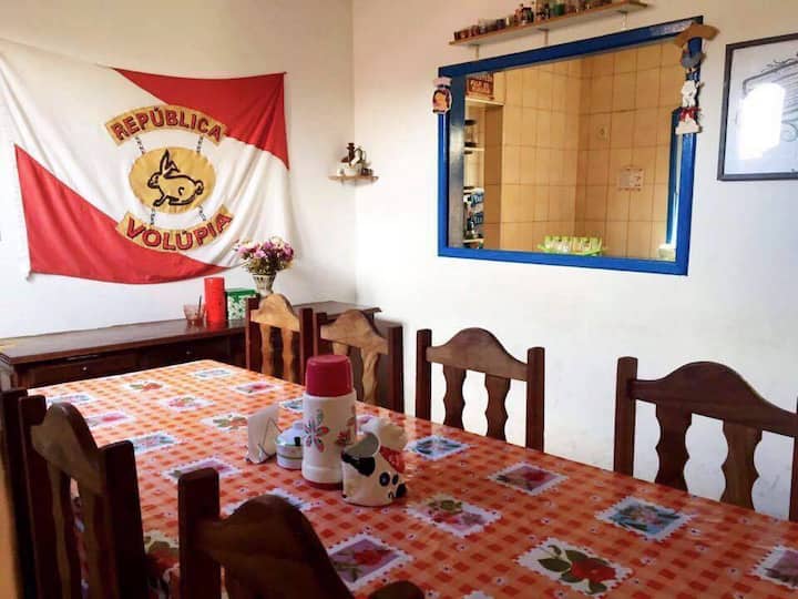 República Volúpia, Localizada No Centro De Op - Ouro Preto