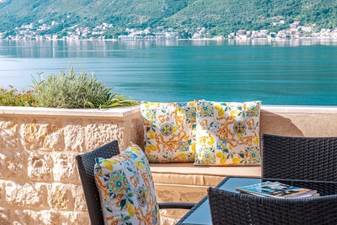 FELIZ – Luxe Stone Villa & Pool Near Perast