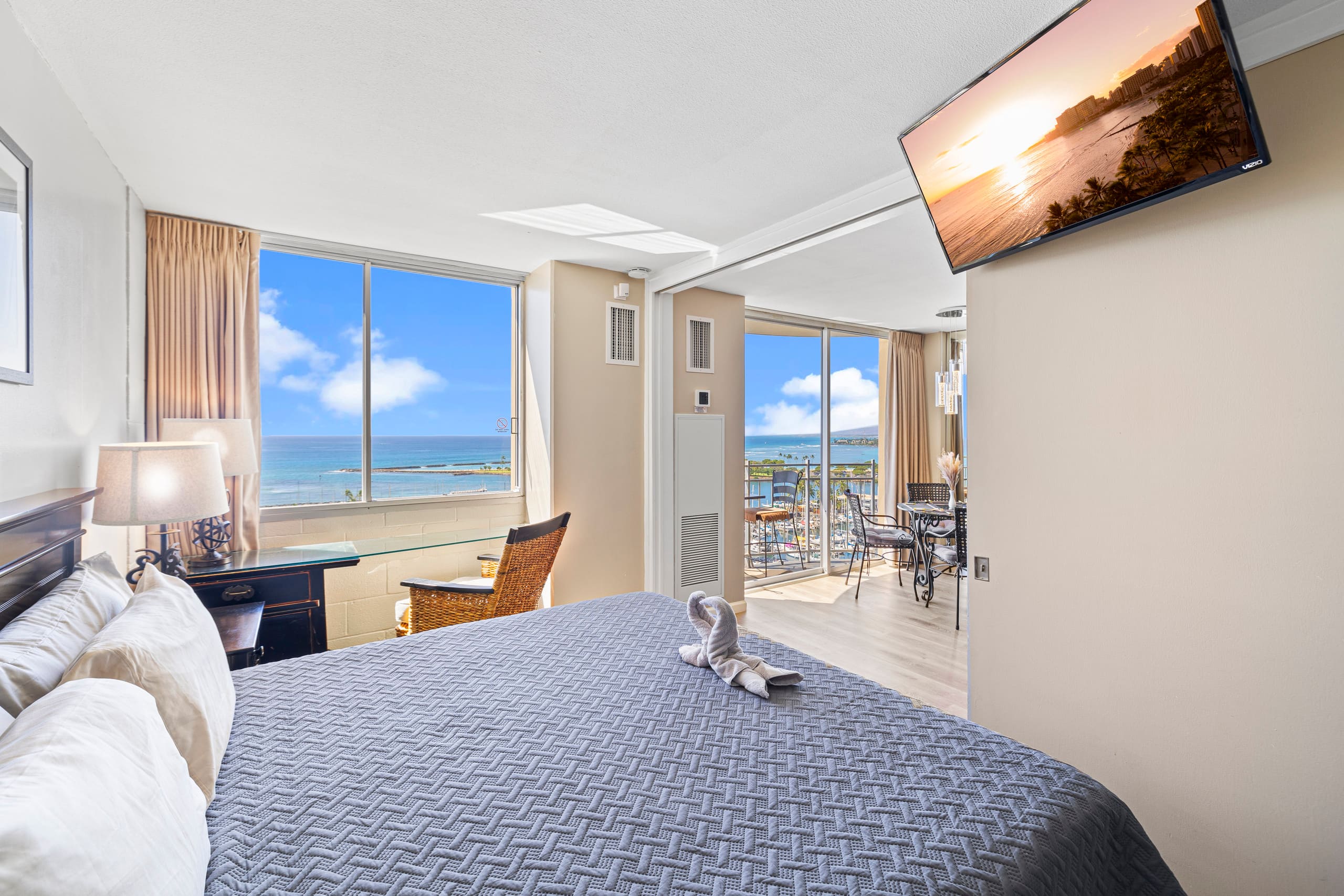 180 Degree Panoramic Ocean View - Image 11