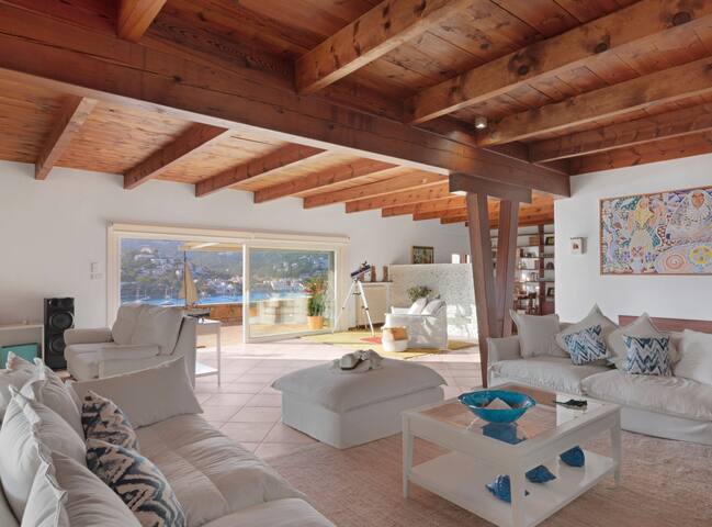 Villa Seldwyla in Port Andratx with sea views gallery image 2