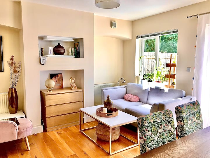 Spacious Bedroom In Lovely House Near City Centre - Cambrige (UK)