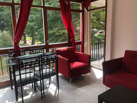 Bright 2-room apartment – Vélizy