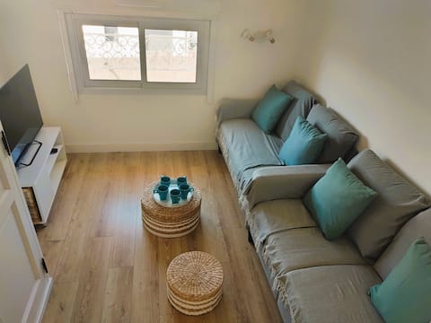 Top performing Airbnb: Superb renovated apartment with sea and hill views in Cagnes Sur Mer