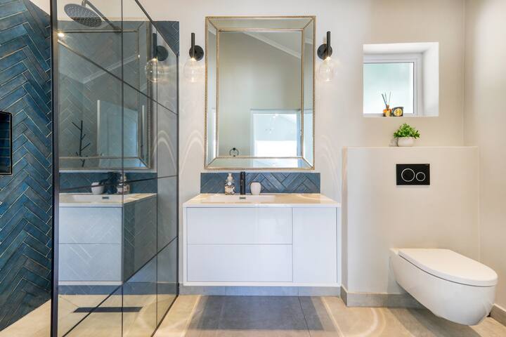 Chateau Gantouw – Constantia gallery image 4