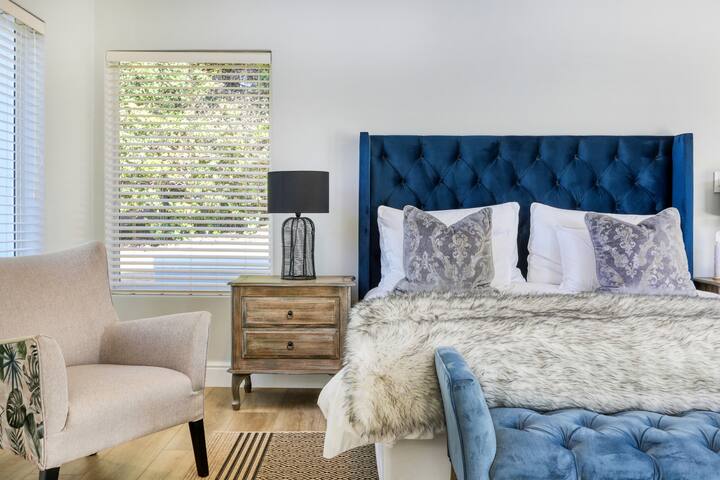 Chateau Gantouw – Constantia gallery image 2