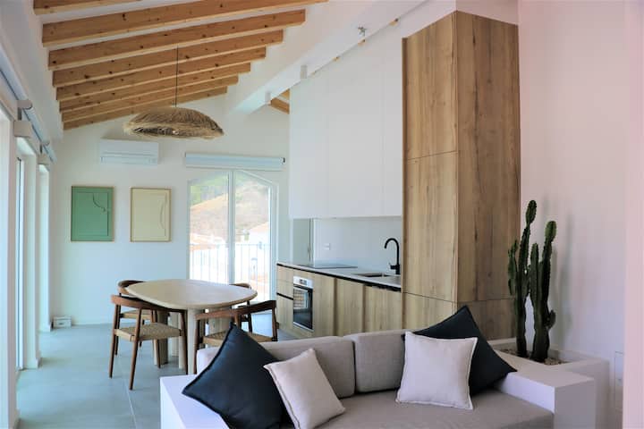 Odeceixe Beach Houses - Sky Apt - Odeceixe