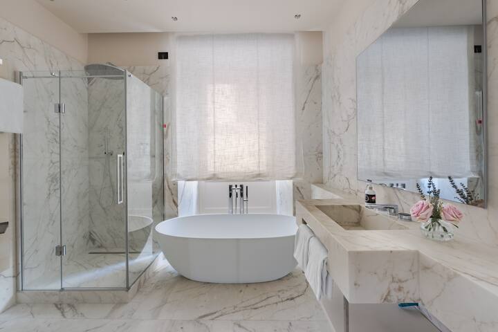 The Signoria Luxury | APT2 David | Private Balcony gallery image 3