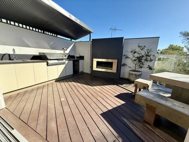 Fabulous Fitzroy Home gallery image 2