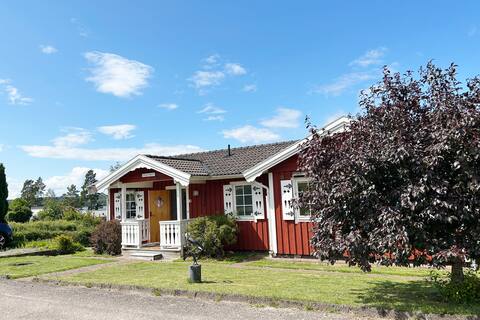 Idyllic summer cottage by the water