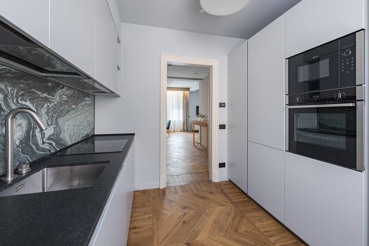 The Signoria Luxury | APT 7 – Perseo | Glamorous gallery image 5