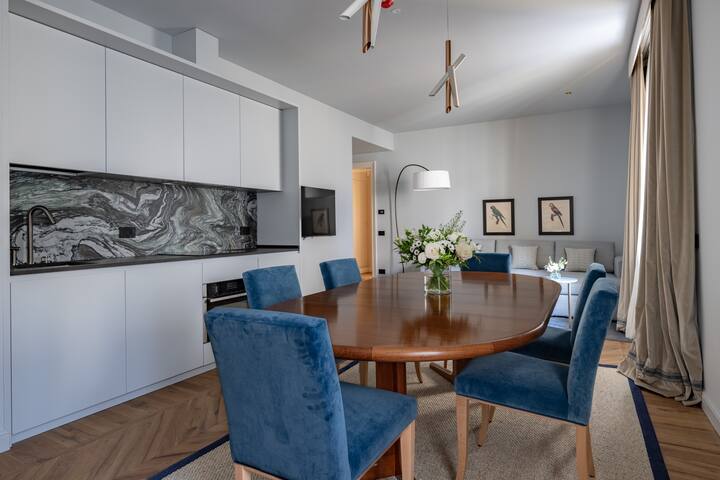 The Signoria Luxury | APT 11 Medusa | Ace Location gallery image 2