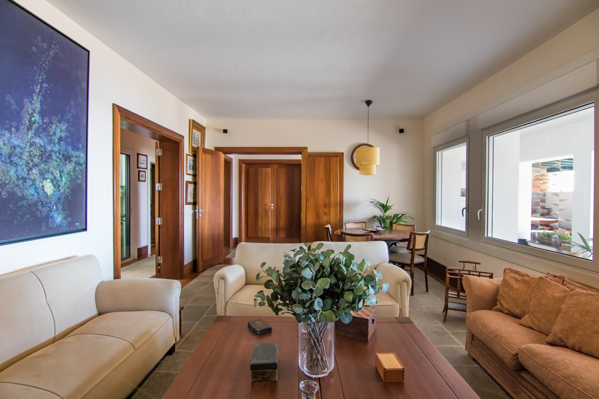 Top performing Airbnb: Villa El Olivo - Poris de Abona, Tenerife in Arico
