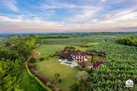 El Paraná: TopSpot with the best view of Quindío!