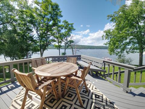 Honeoye Lakefront Cottage