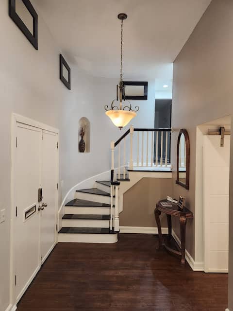 Recently Renovated Townhome