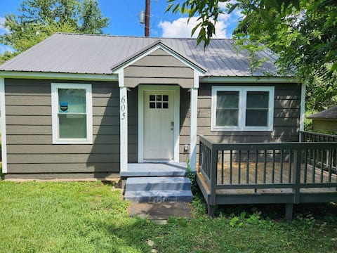 Newly Renovated Home in Anniston