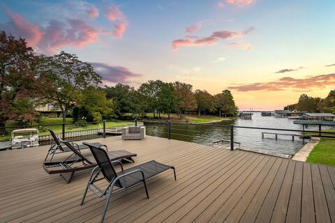 Cedar Creek Lakefront-Free Boat Dock & EV Charging