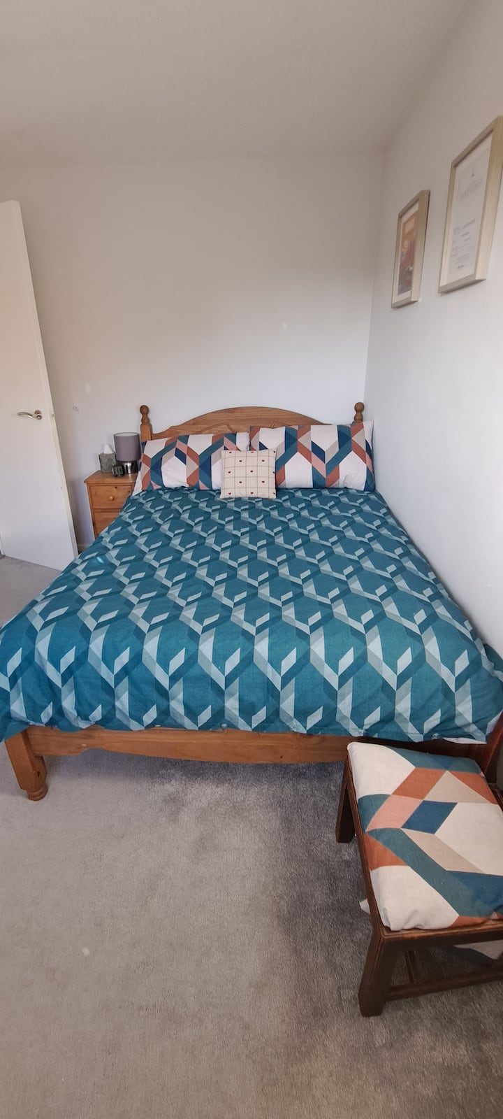 Double Room In Quiet Cul-de-sac In Thatcham - Newbury