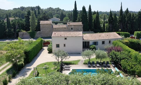 Double house for 12 with pool