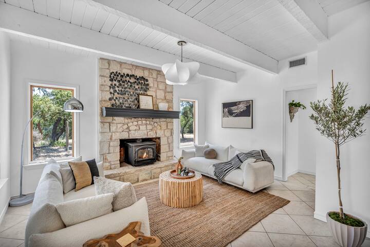 *Incredible View Villa w Pool & Fire pit | Magical gallery image 3